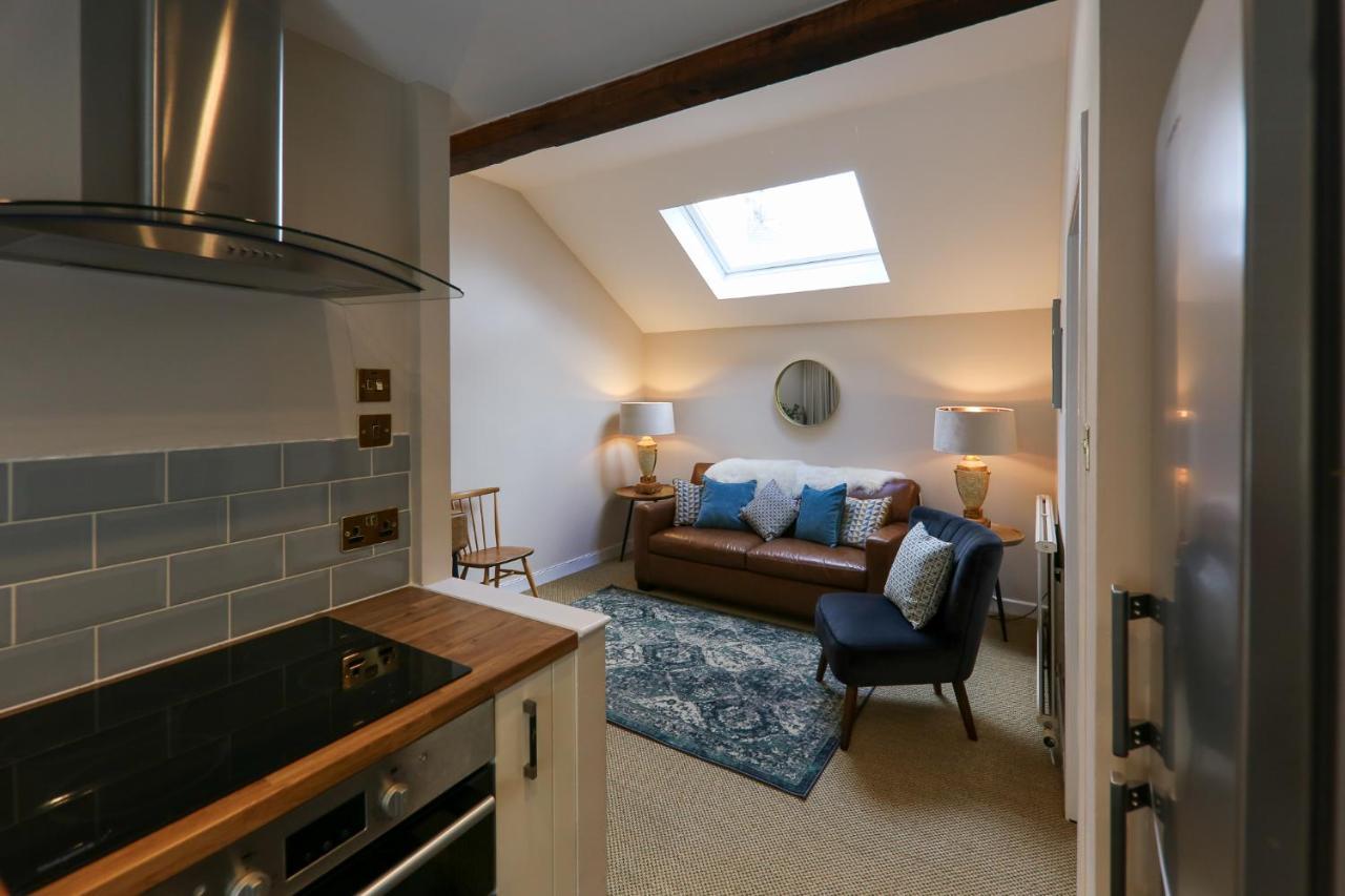 Postbox Apartment